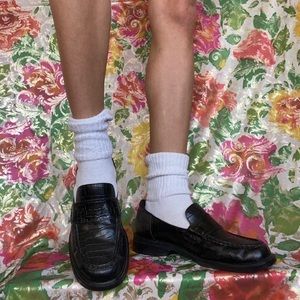 vintage crocodile all black oxfords